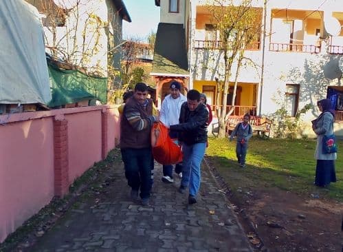19 yaşındaki Şeyda, ailesinin hayatını kurtardı