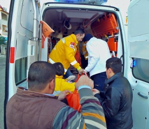 19 yaşındaki Şeyda, ailesinin hayatını kurtardı