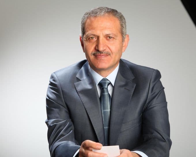 "İstikrarlı büyümenin önüne kimse geçemeyecek"