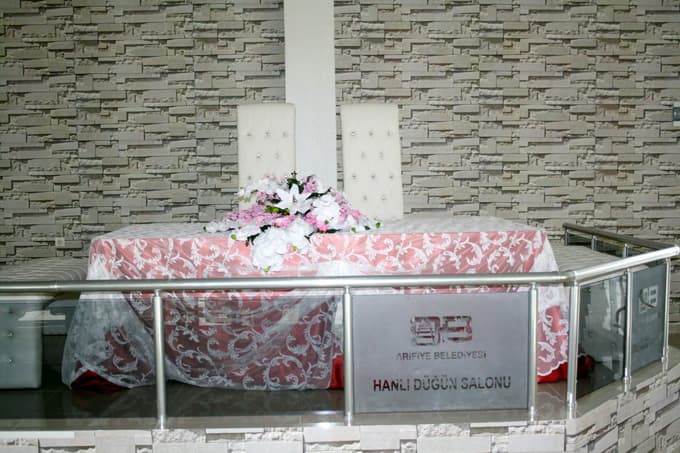 Hanlı Düğün Salonu hizmete girdi
