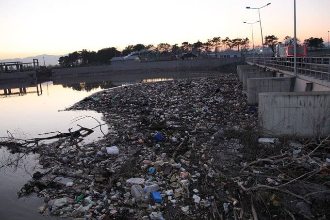 HES, Sakarya Nehri'ni de temizliyor