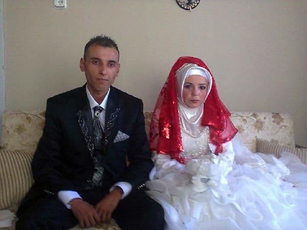 3 ay önce evlenen genç, ilik kanserinden öldü