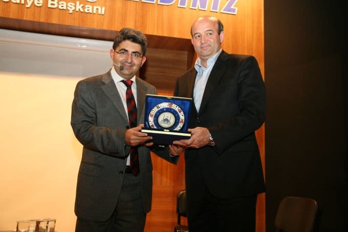 "Kadınlarda en fazla çalışan kas, çenedir"