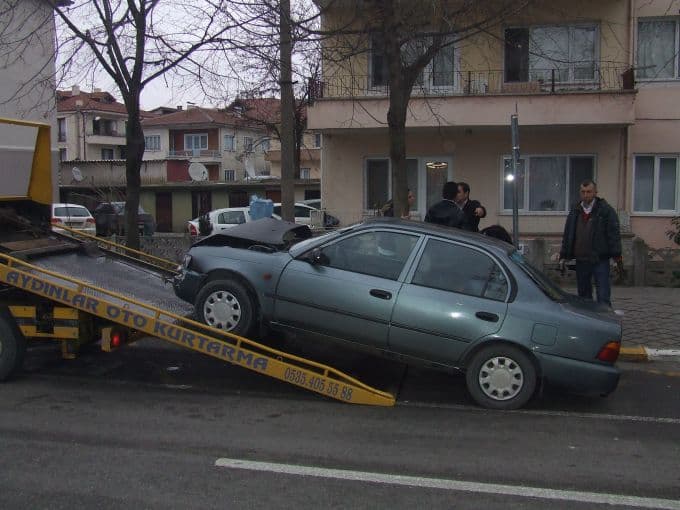 Bona Caddesi'nde trafik kazası