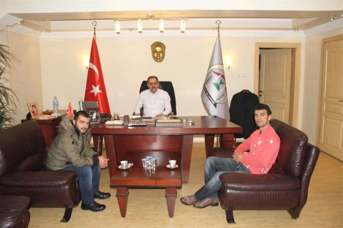 Kenan Sofuoğlu, "Akyazı'da huzur buluyorum"