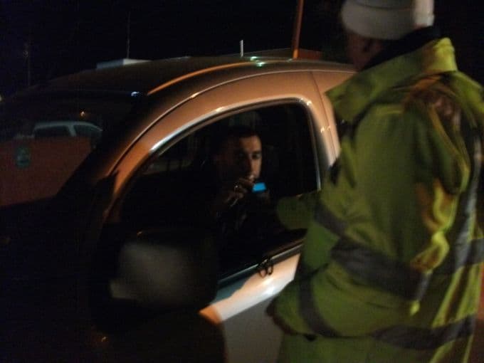 Yeni yılın ilk saatlerinde trafik kontrolü yaptılar