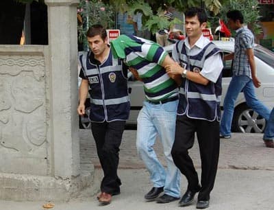 Polis Hırsızlara Göz Açtırmıyor