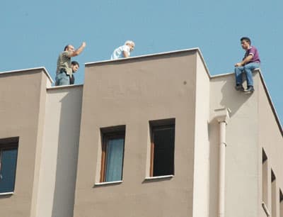 Parasını Alamayınca İntihara Teşebbüs Etti
