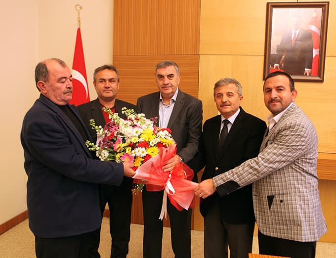 Ferizli'de yeni yol mutluluğu