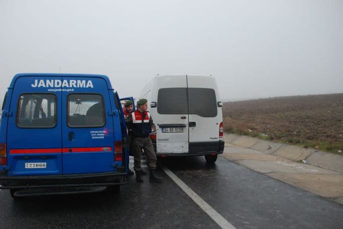 Hayvan hırsızları ile jandarma arasında çatışma çıktı