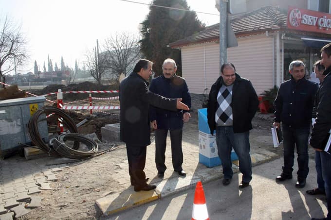 Arifiye'de geçit çalışmaları sürüyor