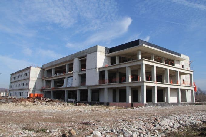 Hendek MYO inşaatı, hızla devam ediyor