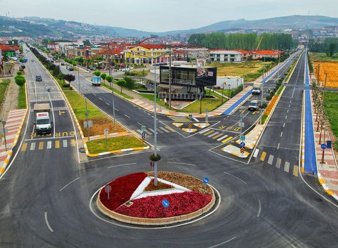 Erenler'de, yeni duble yollar trafiği rahatlattı