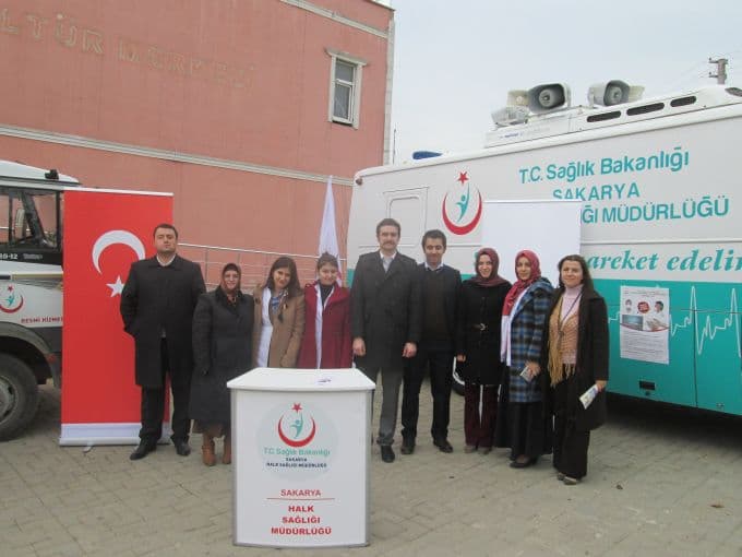 Ferizlili vatandaşlar, vereme karşı bilgilendiriliyor