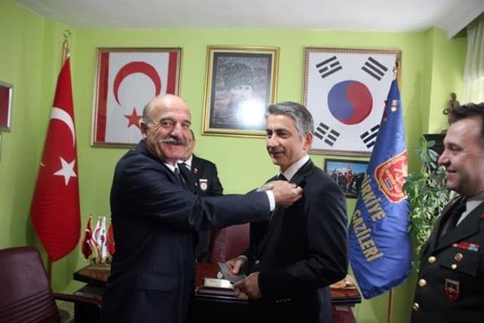 Kaymakam Azcan, Gaziler Derneği'nde