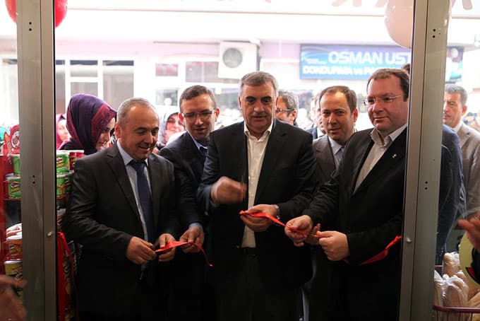 Başkan Toçoğlu, Geyve'de temaslarda bulundu