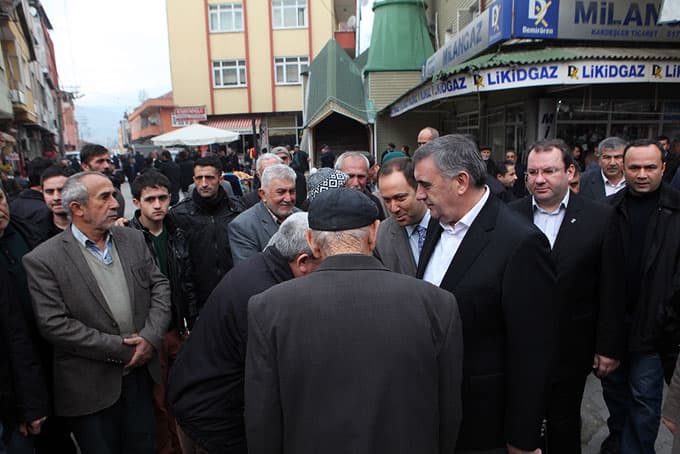Başkan Toçoğlu, Geyve'de temaslarda bulundu