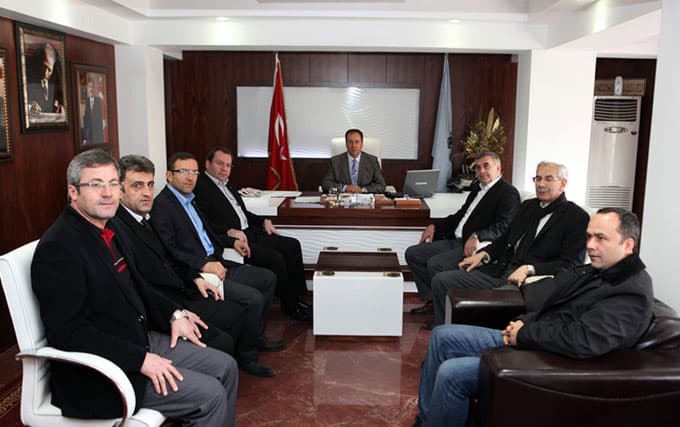Başkan Toçoğlu, Geyve'de temaslarda bulundu