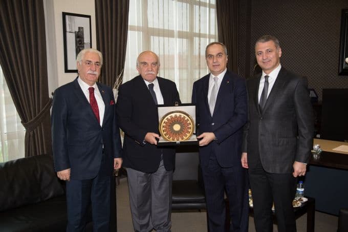 Eski Sanayi ve Ticaret Bakanı Coşkun SATSO'yu ziyaret etti
