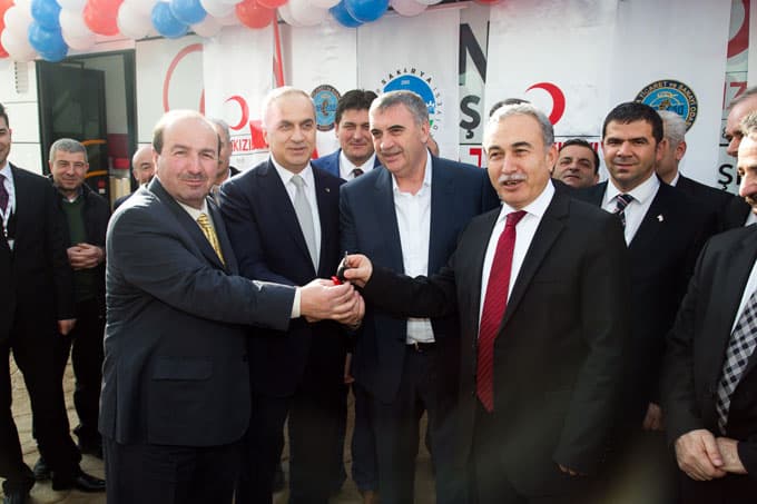 Türk Kızılayı 'Kan Bağışı Aracı' SATSO'da teslim edildi