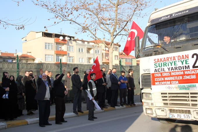 Suriye'ye yardım için 5 TIR daha yola çıktı