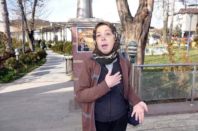 Börekçiye "3 gündür bir şey yemedim" diyen kadın bayıldı