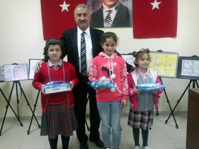 Dereceye giren öğrenciler, ödüllendirildi