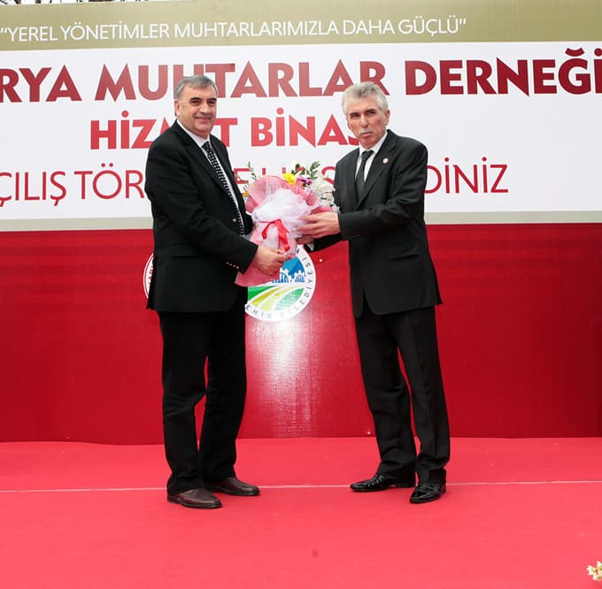Muhtarlar Derneği Hizmet Binası açıldı