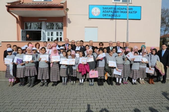 Sakarya'da 181 bin öğrenci karne aldı