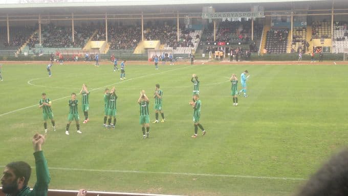 Sakaryaspor fırsat tepti