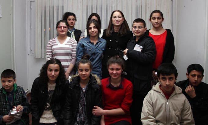 Bakan İslam, "Sevgi Evlerini" ziyaret etti 