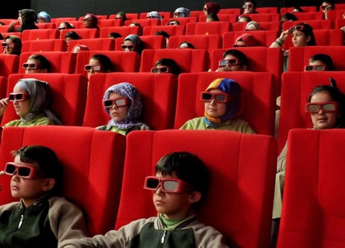 5 bin öğrenci sinema keyfi yaptı