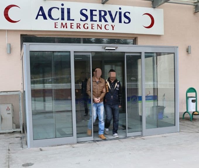İnternet üzerinden dolandırıcılık yapan çete çökertildi