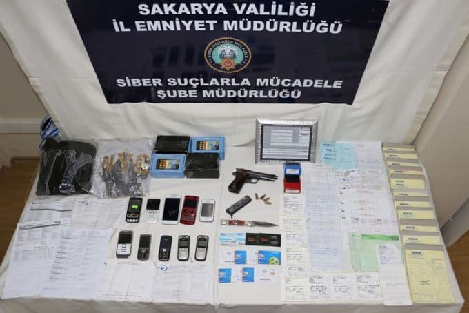 İnternet üzerinden dolandırıcılık yapan çete çökertildi