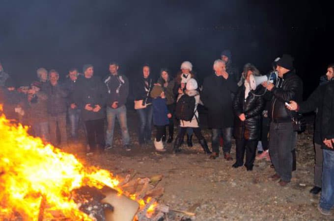 Çevrecilerden Sapanca Gölü için protesto