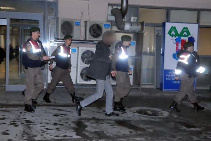 Çek hırsızlığı operasyonunda 5 tutuklama