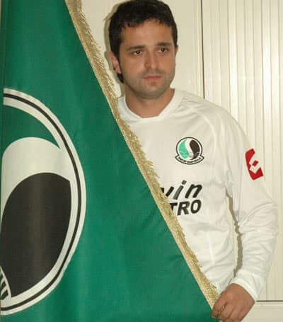 Sakaryaspor Levent Demiray ile Sözleşme İmzaladı