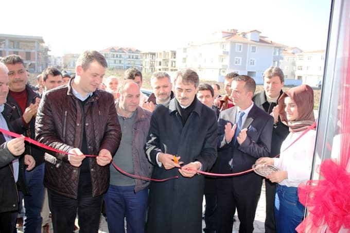 Başkan Alemdar, market açılışına katıldı