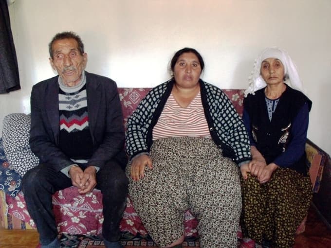 Tedavisi devam eden Leyla Acar, artık yürüyebiliyor