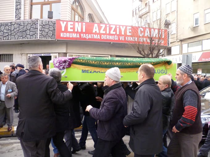 TBMM Başkan Başmüşaviri Öztaş'ın anne acısı