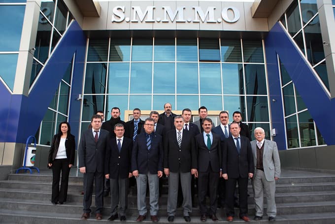 Başkan Toçoğlu, Serdivan'da temaslarda bulundu