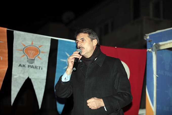Başkan Toçoğlu, Serdivan'da temaslarda bulundu