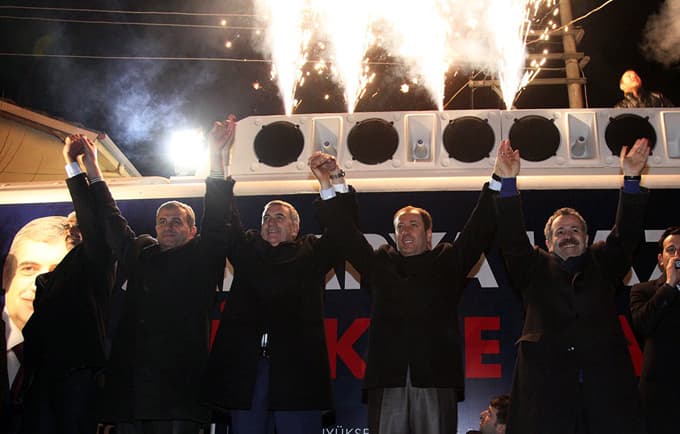 Başkan Toçoğlu: "Sakarya'mızı geleceğe hazırlıyoruz"