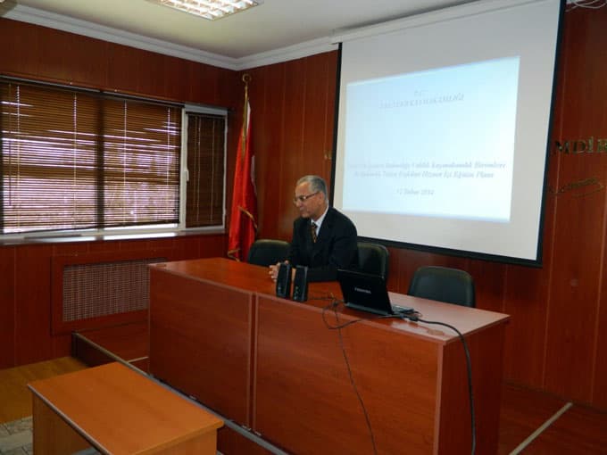 Erenler Kaymakamlığı, hizmet içi eğitim semineri düzenledi