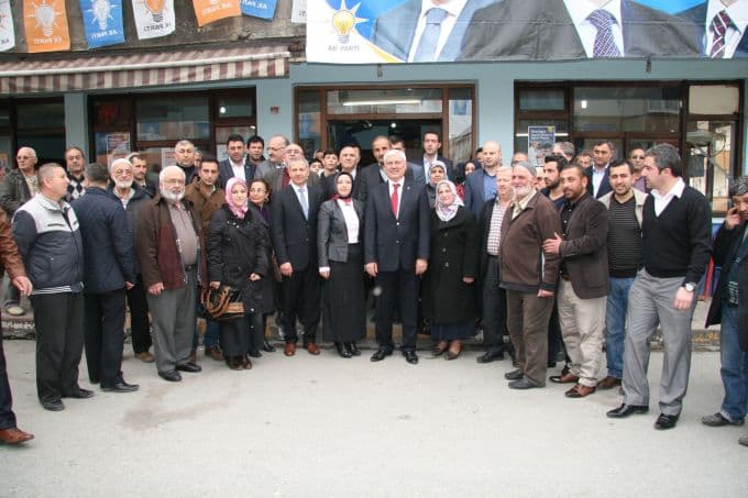 AK Parti, Hızırtepe'deki seçim irtibat bürosunu açtı 