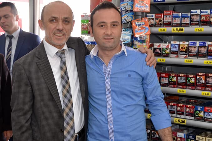 Başkan Öztürk, Dilmen Mahallesi esnafını gezdi