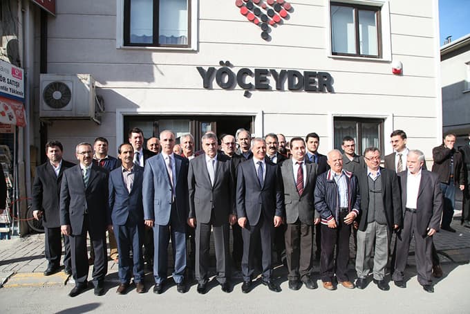 Başkan Toçoğlu ve Dişli, bir dizi program gerçekleştirdi