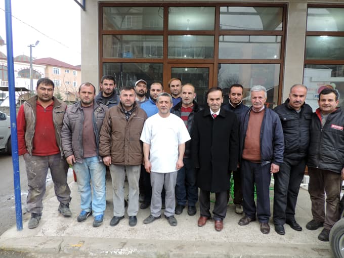 Limandere esnafı kazan kaldırdı