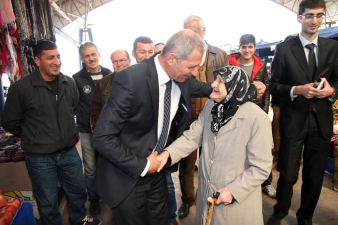 Pazar esnafından, Başkan Dişli'ye teşekkür