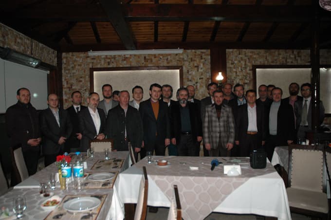 Fikri Akyüz, Sakarya Dayanışma ve Düşünce Platformu toplantısında
